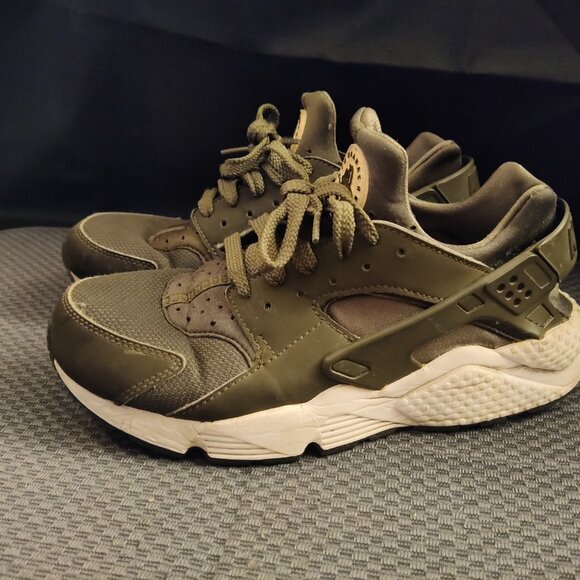 Nike Air Huarache Run Olive Size 8 - Picture 3 of 7